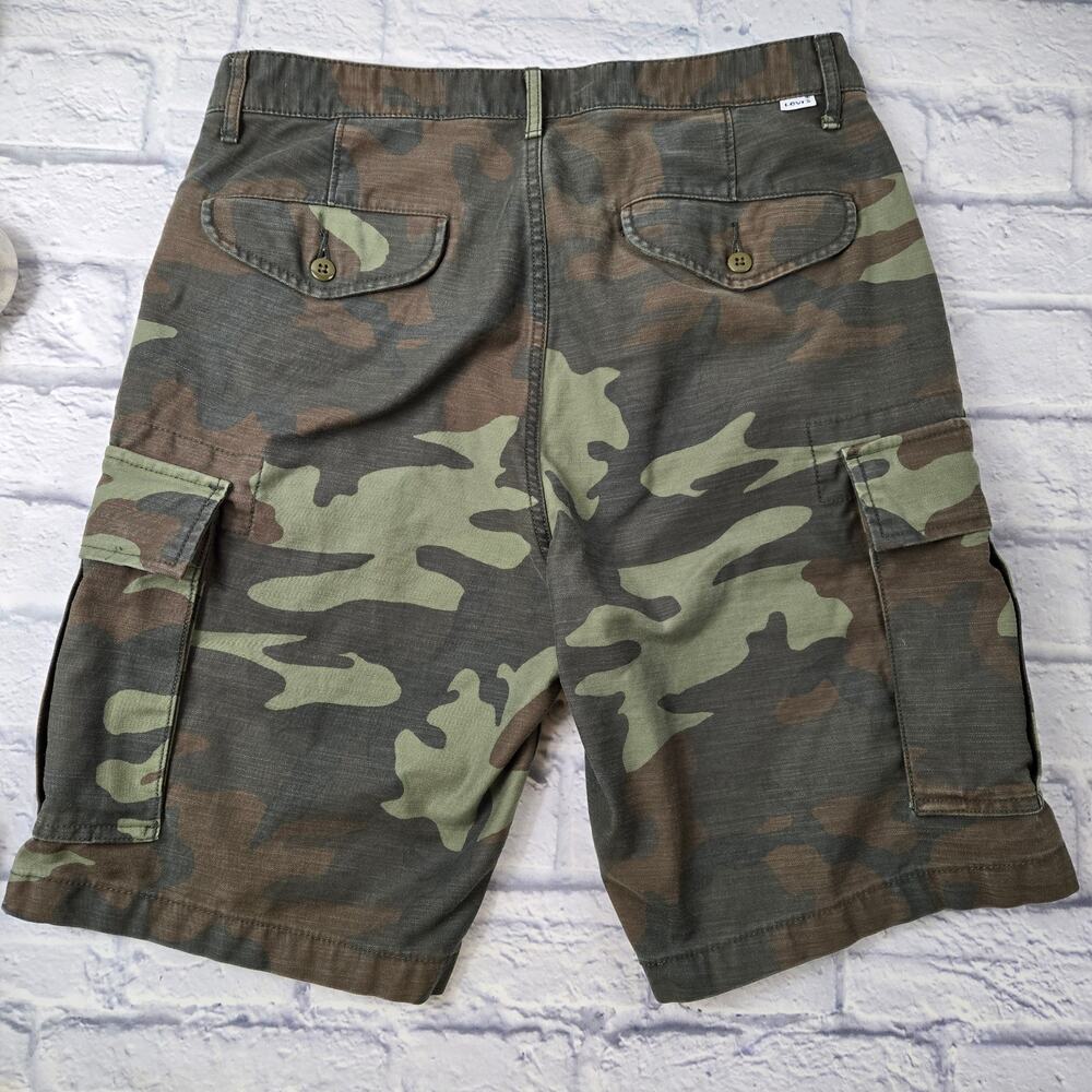 Levis Strauss Camo Men's Cargo Shorts Snap Flap Button Flap Pockets size 31